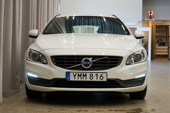 Volvo V60 5 of 24