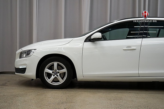 Volvo V60 6 of 24