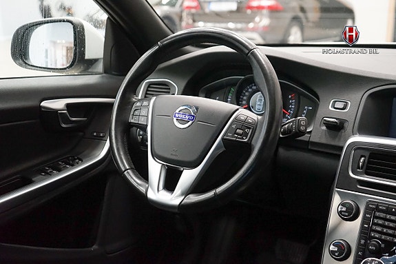 Volvo V60 13 of 24