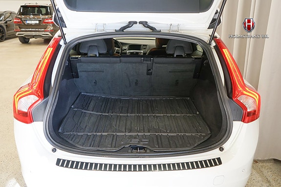 Volvo V60 23 of 24