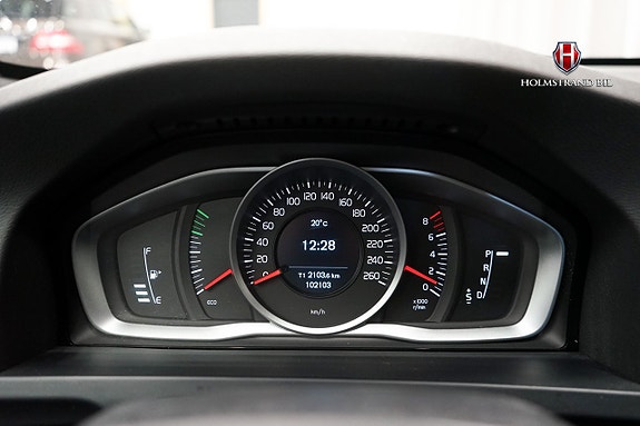 Volvo V60 16 of 24