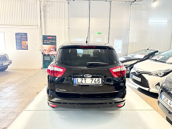 Ford C-Max 12 of 12