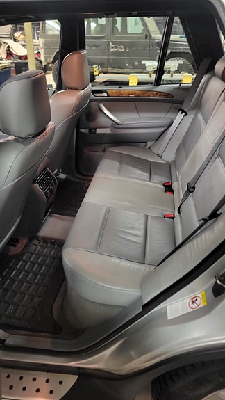 BMW X5 11 of 15