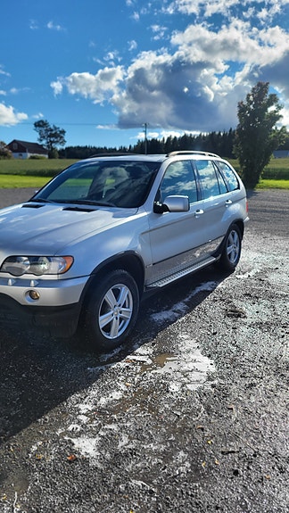 BMW X5 3 of 15