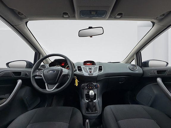Ford Fiesta 10 of 14