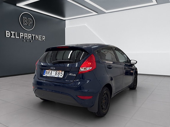 Ford Fiesta 7 of 14