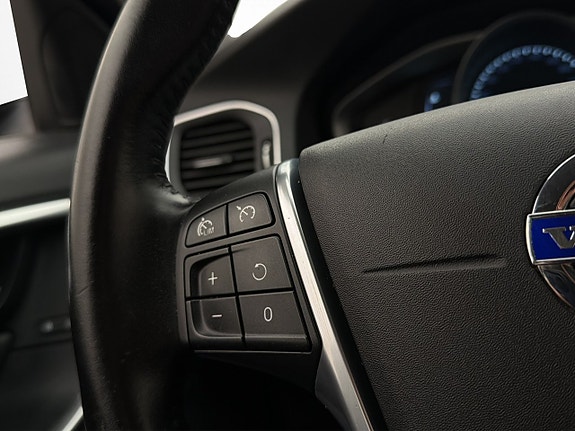 Volvo V60 15 of 30