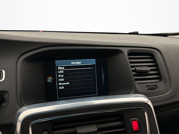 Volvo V60 18 of 30