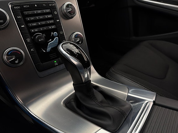 Volvo V60 23 of 30