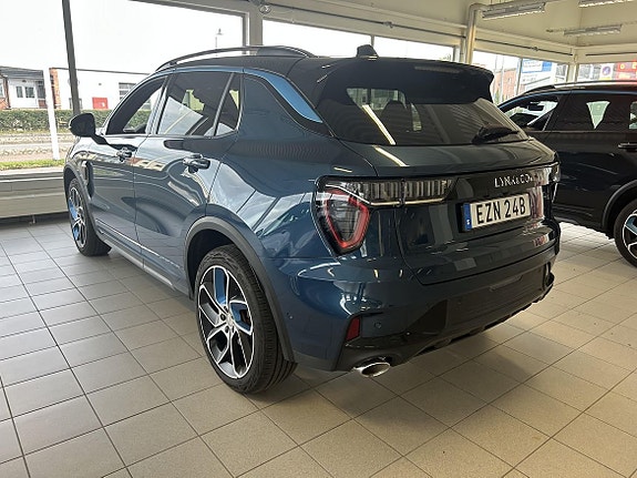 Lynk & Co 01 4 of 4