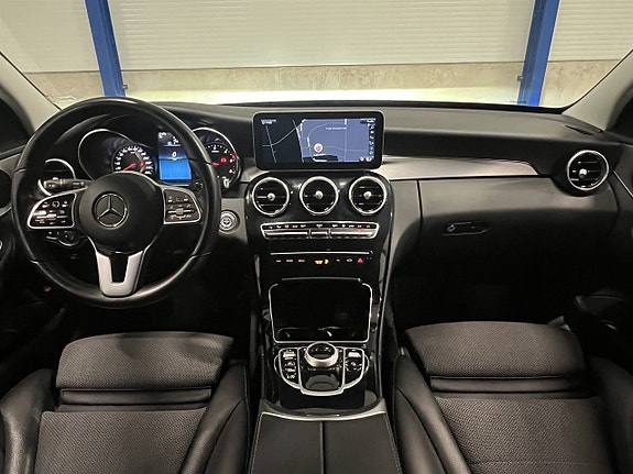 Mercedes-Benz C220 d 17 of 25
