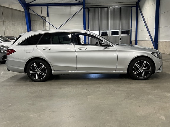 Mercedes-Benz C220 d 3 of 25
