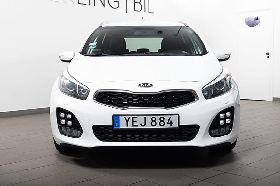 Kia Ceed 8 of 21