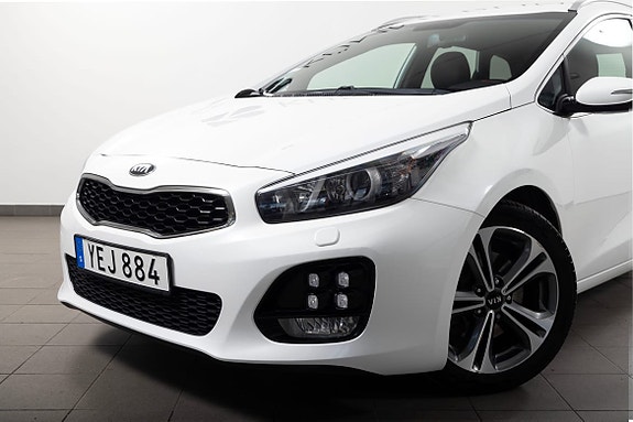 Kia Ceed 10 of 21