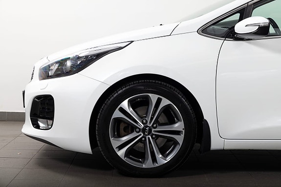 Kia Ceed 4 of 21
