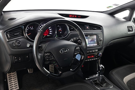 Kia Ceed 18 of 21