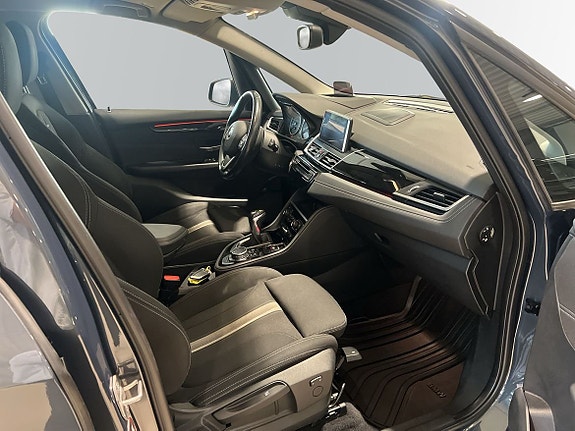 BMW 220d 6 of 27