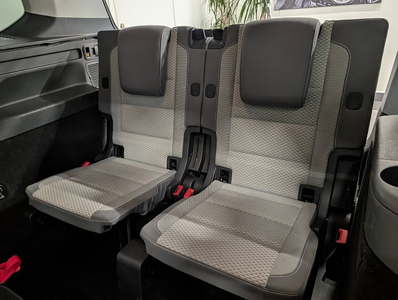 Volkswagen Touran 12 of 19