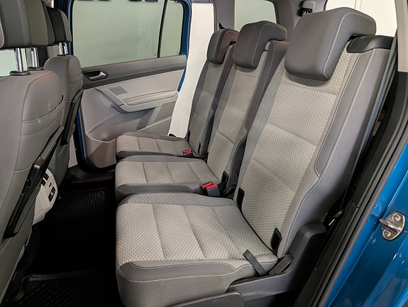 Volkswagen Touran 10 of 19