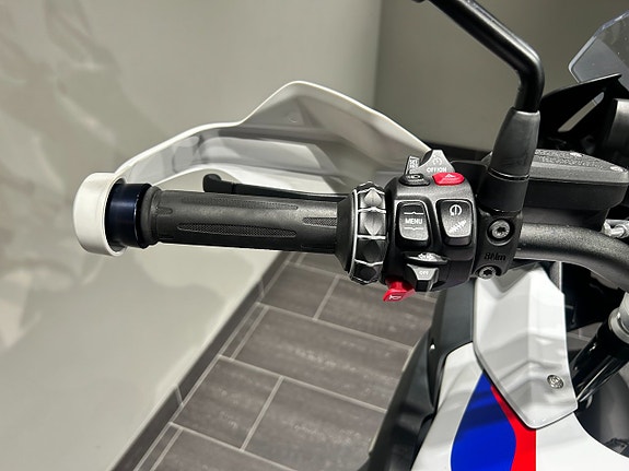 BMW R1250GS /Akrapovic/Performance/Sidoväskor/1128 mil 9 of 17