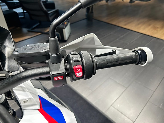 BMW R1250GS /Akrapovic/Performance/Sidoväskor/1128 mil 10 of 17