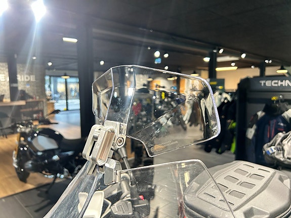 BMW R1250GS /Akrapovic/Performance/Sidoväskor/1128 mil 7 of 17