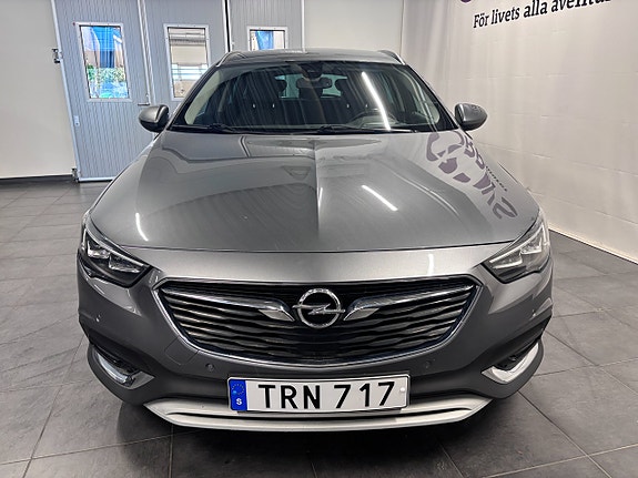 Opel Insignia Country Tourer 2 of 16