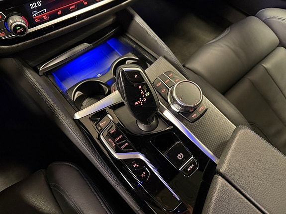 BMW M550i 14 of 19
