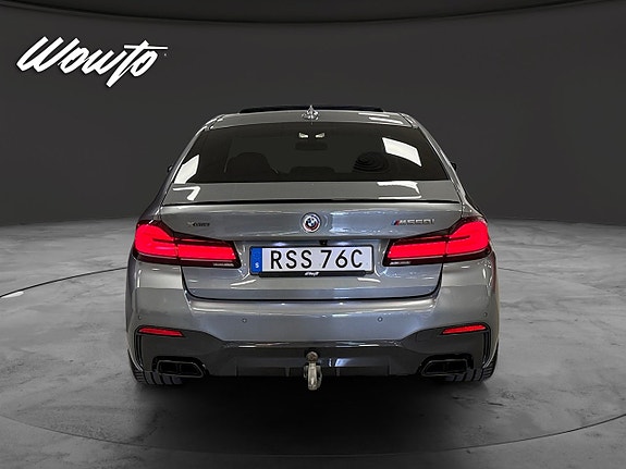 BMW M550i 5 of 19