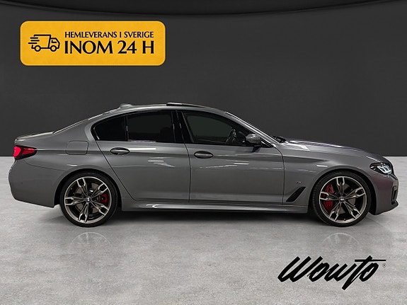 BMW M550i 3 of 19