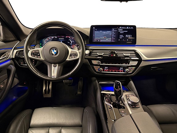 BMW M550i 13 of 19