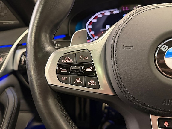 BMW M550i 17 of 19
