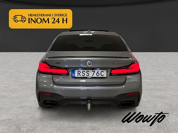 BMW M550i 5 of 19
