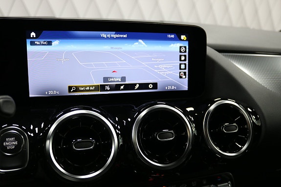 Mercedes-Benz GLA250 e 12 of 30