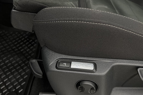 Volkswagen Tiguan 15 of 30