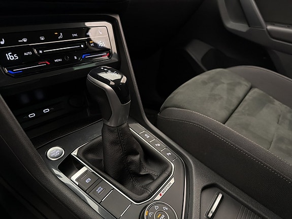 Volkswagen Tiguan 28 of 30