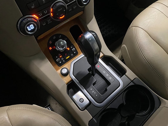 Land Rover Discovery 27 of 30