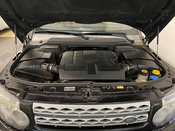 Land Rover Discovery 23 of 30
