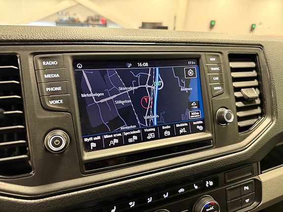 Volkswagen Crafter 35 13 of 22