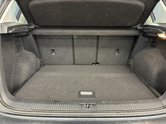 Volkswagen Golf Sportsvan 12 of 20