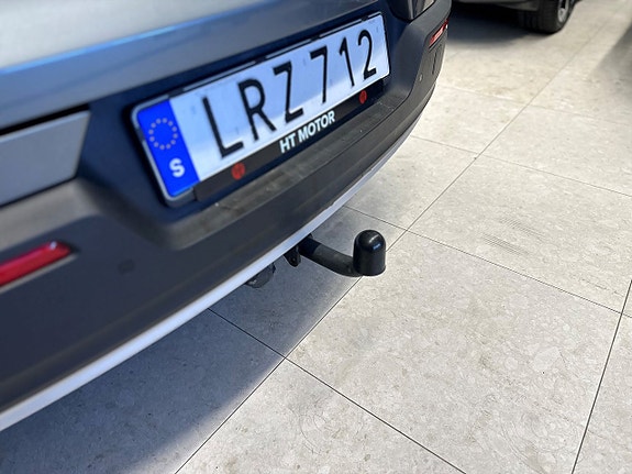 Volvo XC40 5 of 25