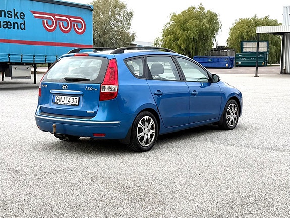 Hyundai i30 3 of 8