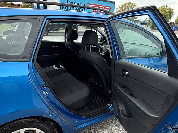 Hyundai i30 6 of 8