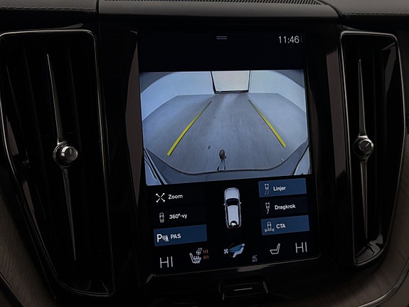 Volvo XC60 24 of 30