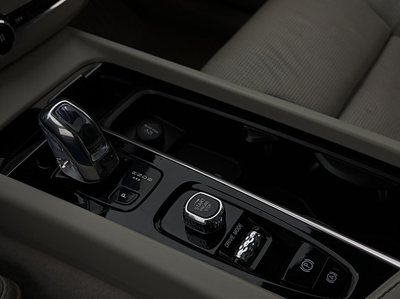 Volvo XC60 30 of 30