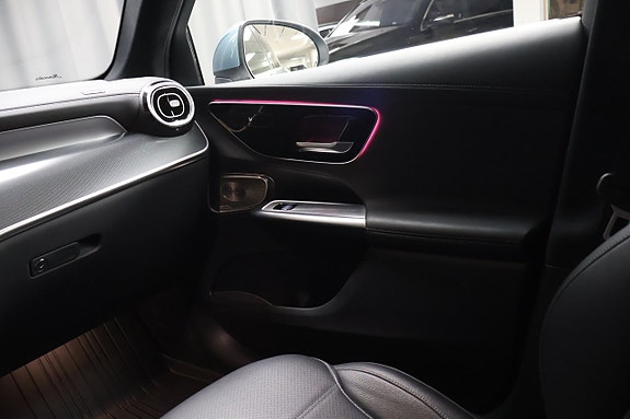 Mercedes-Benz GLC300 de 28 of 28