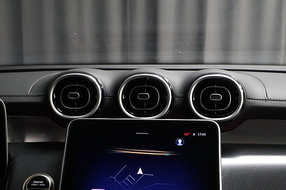Mercedes-Benz GLC300 de 24 of 28