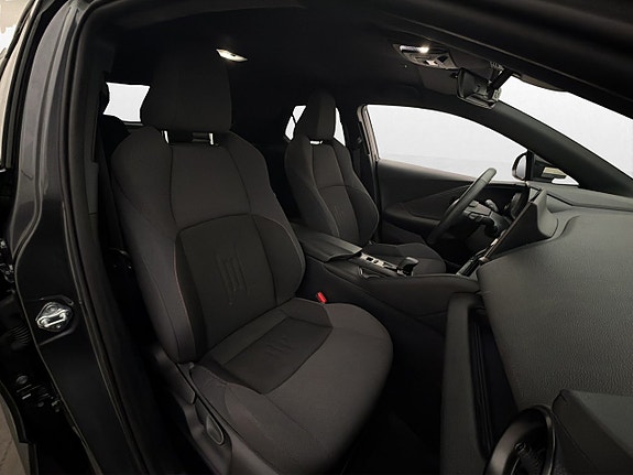 Toyota C-HR 11 of 27