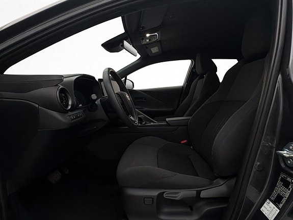 Toyota C-HR 9 of 27