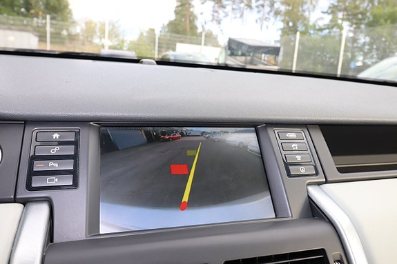 Land Rover Discovery Sport 17 of 22